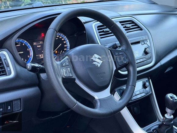 HATASIZ 2013 SUZUKİ SX4 S-CROSS 1.6 DIESEL GL+ SUNROFF LU