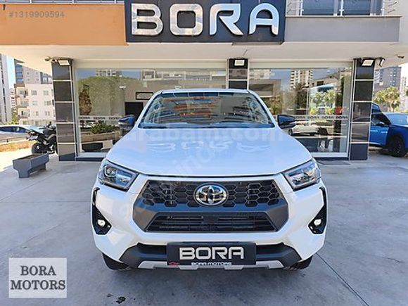 BORA MOTORS 2025 TOYOTA HİLUX 2.4 D 4x2 Hİ CRUİSER 6001 KM