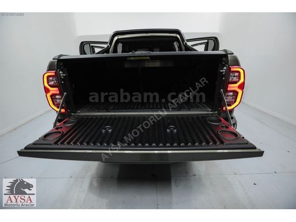 AYSA OTO'DAN 2025 MODEL HATASIZ TOYOTA HİLUX İNVİNCİBLE 2.4 4X4