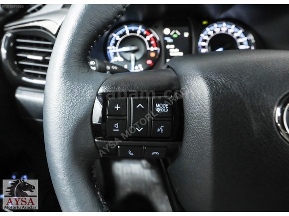 AYSA OTO'DAN 2025 MODEL HATASIZ TOYOTA HİLUX İNVİNCİBLE 2.4 4X4