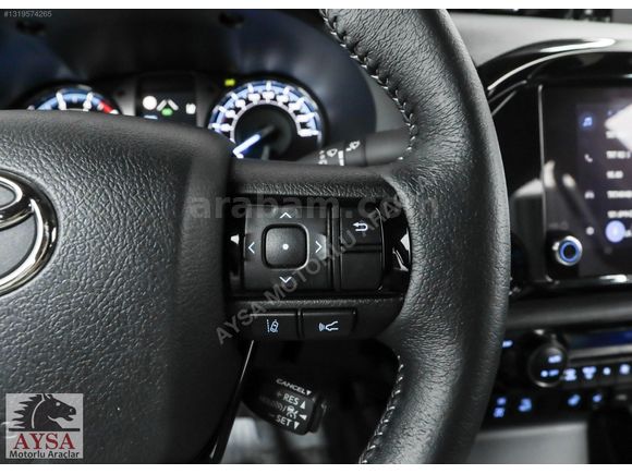AYSA OTO'DAN 2025 MODEL HATASIZ TOYOTA HİLUX İNVİNCİBLE 2.4 4X4