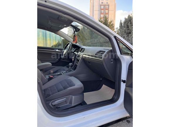 2016 GOLF 1.2TSİ COMFORTLİNE DSG 121 BİNDE
