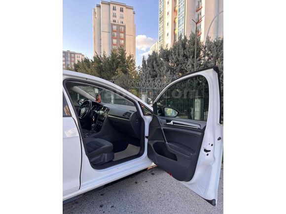 2016 GOLF 1.2TSİ COMFORTLİNE DSG 121 BİNDE