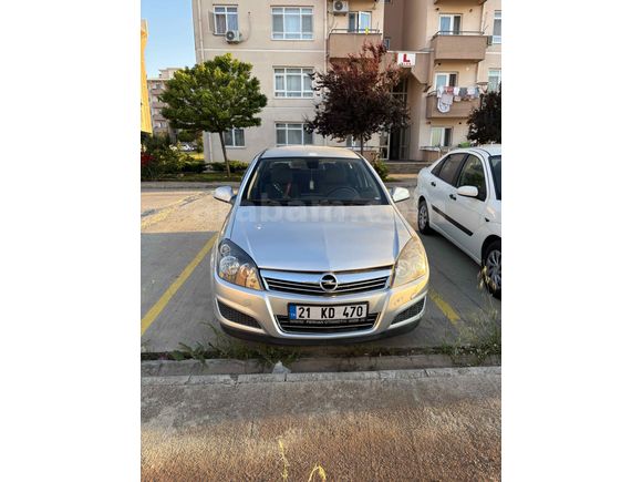 Sahibinden Opel Astra 1.6 Essentia 2012 Model  147.000 km Gri