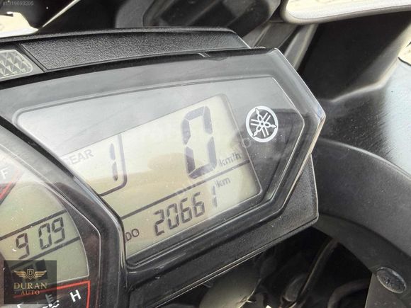 DURAN AUTO'DAN HASAR KAYITSIZ DÜŞÜK KM YAMAHA YZF R25