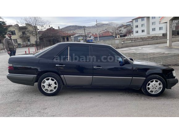 E 200 1995 Model  otomatik  Sanruf kliması