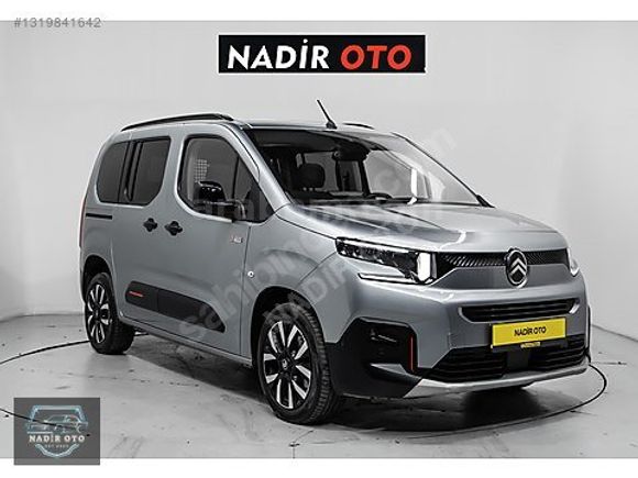 2025 BERLİNGO 1.5 MAX XTR EN FULL CAM TAVAN HATASIZ K.K GEÇERLİD