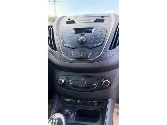 FABRİKASYON OTOMOBİL RUHSATLI DEĞİŞENSİZ COURİER