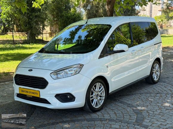 ŞENTÜRK'TEN 2023 OTOMOBİL COURİER TİTANİUM CAMLI VAN 30DK KREDİ
