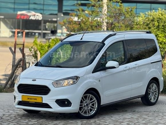 3M MOTORS ' DAN TERTEMİZ OTOMOBİL RUHSATLI COURİER 2022 MODEL