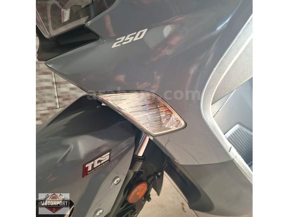 Galeriden SYM Joymax Z 250 2023 Model Aydın 8.300 km Gri