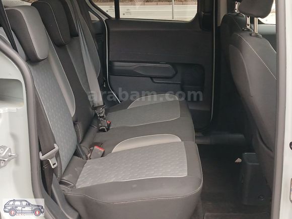 FIRSAT ARAC GENÇ OTOMOTİVDEN BOYASIZ 29.000 KM TITANIUM COURIER