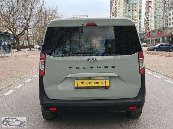 FIRSAT ARAC GENÇ OTOMOTİVDEN BOYASIZ 29.000 KM TITANIUM COURIER
