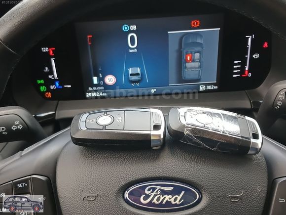 FIRSAT ARAC GENÇ OTOMOTİVDEN BOYASIZ 29.000 KM TITANIUM COURIER