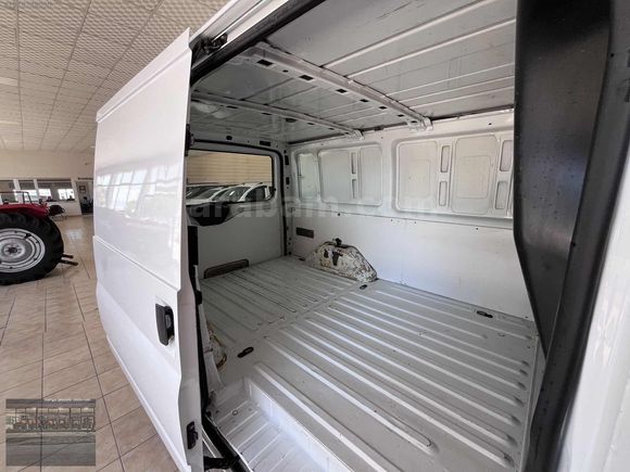 ARKADAN ÇKR 300S KLİMALI EMSALSİZ KUSURSUZ TRANSİT