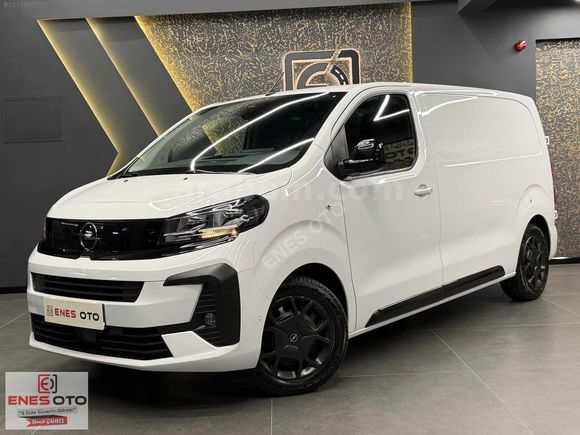 ENES OTOdan_2025 VIVARO 2.0 TD AT8 OTM ULTİMATE_37.000KM_BOYASIZ