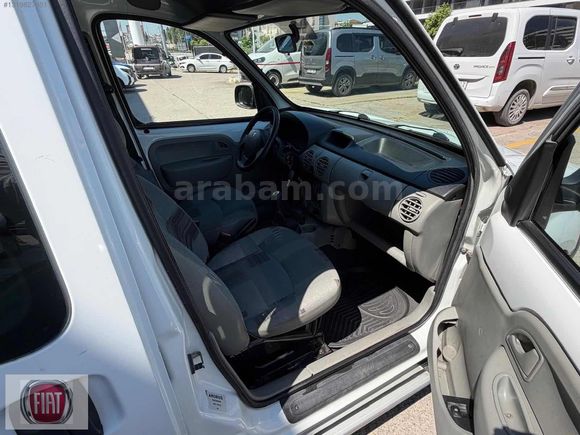 KARAHALLILAR A.Ş'2012 RENAULT KANGOO 1.5 DCI CLASSİC