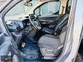 FIRSAT ARACI 2021 COMBO 1.5 130 BG OTOMOTİK CAM TAVANLI