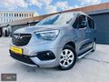FIRSAT ARACI 2021 COMBO 1.5 130 BG OTOMOTİK CAM TAVANLI