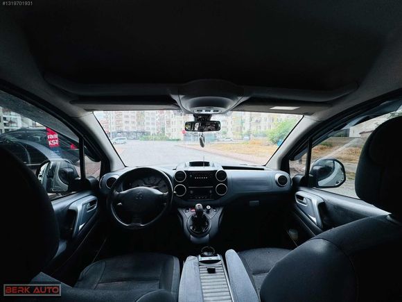 BERK AUTO DAN PEUGEOT PARTNER TEPE