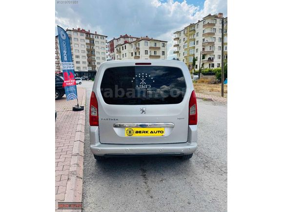BERK AUTO DAN PEUGEOT PARTNER TEPE