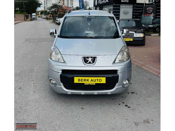 BERK AUTO DAN PEUGEOT PARTNER TEPE