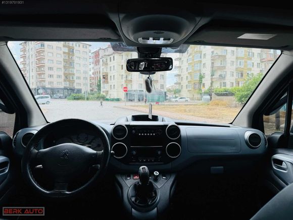 BERK AUTO DAN PEUGEOT PARTNER TEPE