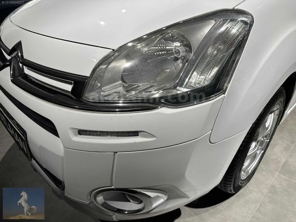 2014 MODEL MULTİSPACE 205 BİN KM DE BOYASIZ CAM TAVANLI ÇİZİKSİZ