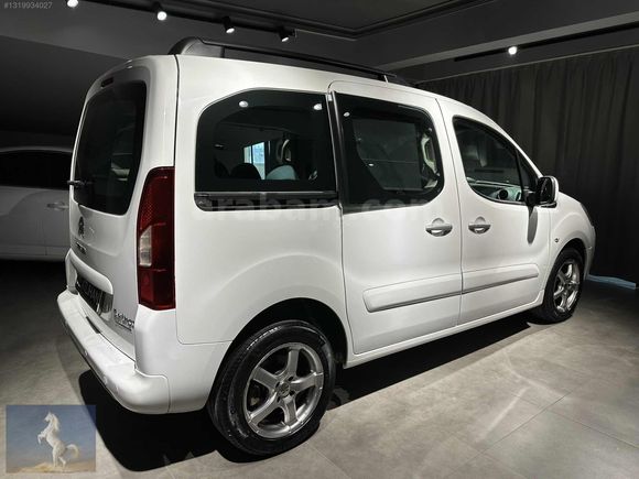 2014 MODEL MULTİSPACE 205 BİN KM DE BOYASIZ CAM TAVANLI ÇİZİKSİZ