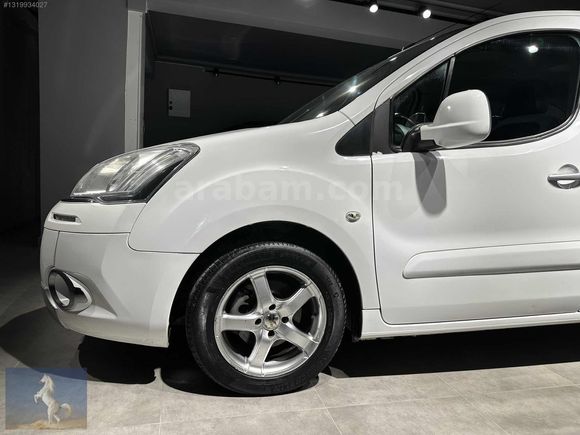 2014 MODEL MULTİSPACE 205 BİN KM DE BOYASIZ CAM TAVANLI ÇİZİKSİZ