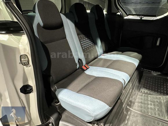 2014 MODEL MULTİSPACE 205 BİN KM DE BOYASIZ CAM TAVANLI ÇİZİKSİZ