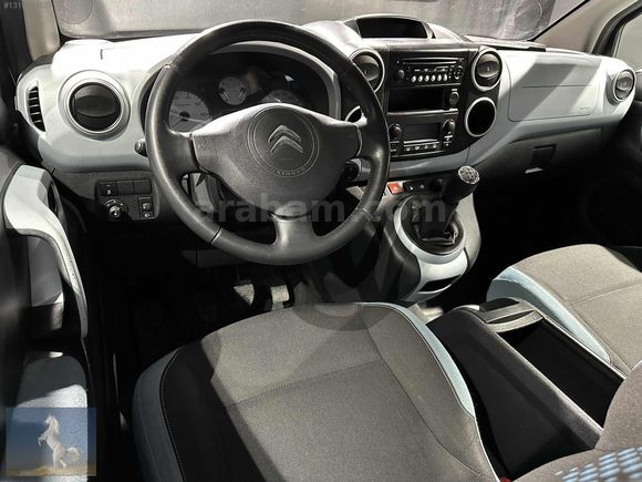 2014 MODEL MULTİSPACE 205 BİN KM DE BOYASIZ CAM TAVANLI ÇİZİKSİZ