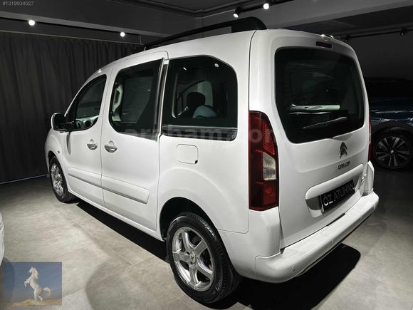 2014 MODEL MULTİSPACE 205 BİN KM DE BOYASIZ CAM TAVANLI ÇİZİKSİZ