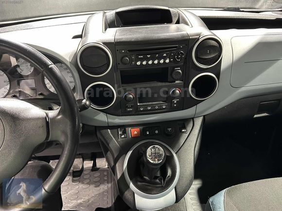 2014 MODEL MULTİSPACE 205 BİN KM DE BOYASIZ CAM TAVANLI ÇİZİKSİZ