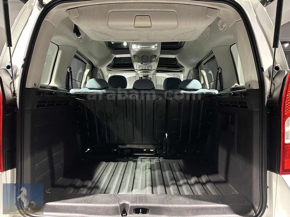 2014 MODEL MULTİSPACE 205 BİN KM DE BOYASIZ CAM TAVANLI ÇİZİKSİZ
