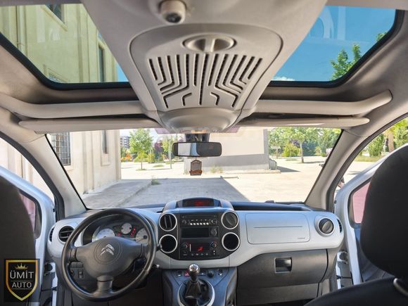 ÜMİT AUTO/2013/CAM TAVAN/BERLİNGO/SELECTİON/235.BİN.KM/