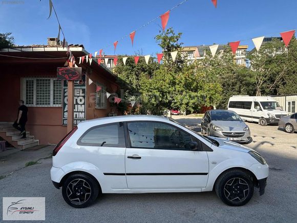AYDINLI OTOMOTİV -2005 FİESTA 1.4TDCİ CAM KOLTUK İŞLİ 3+1