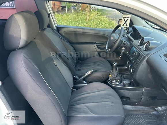 AYDINLI OTOMOTİV -2005 FİESTA 1.4TDCİ CAM KOLTUK İŞLİ 3+1