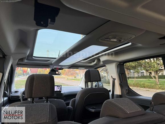 2024 BOYASIZ OPEL COMBO 1.5 D ULTİMATE CAM TAVANLI %20 FATURALI