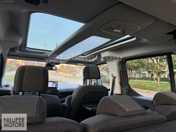 2024 BOYASIZ OPEL COMBO 1.5 D ULTİMATE CAM TAVANLI %20 FATURALI
