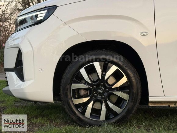 2024 BOYASIZ OPEL COMBO 1.5 D ULTİMATE CAM TAVANLI %20 FATURALI