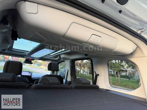2024 BOYASIZ OPEL COMBO 1.5 D ULTİMATE CAM TAVANLI %20 FATURALI