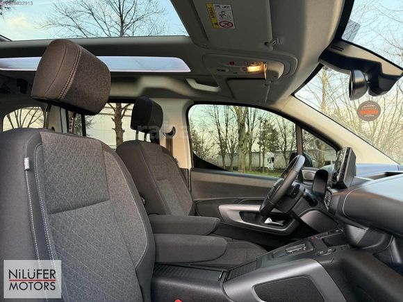 2024 BOYASIZ OPEL COMBO 1.5 D ULTİMATE CAM TAVANLI %20 FATURALI