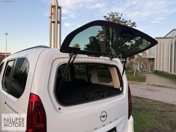 2024 BOYASIZ OPEL COMBO 1.5 D ULTİMATE CAM TAVANLI %20 FATURALI