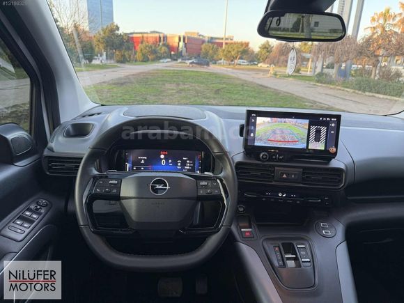 2024 BOYASIZ OPEL COMBO 1.5 D ULTİMATE CAM TAVANLI %20 FATURALI
