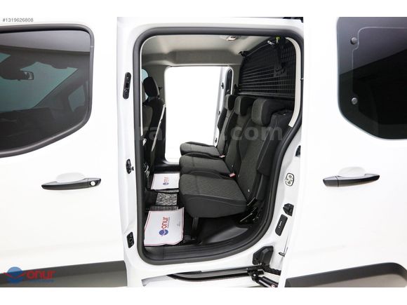 2026 OPEL COMBO 1.5 D ESSENTİAL- ORTA KONSOL -MATRİX FAR HATASIZ