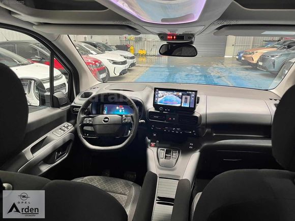 OPEL ARDEN YETKİLİ BAYİDEN HATASIZ DÜŞÜK KM ULTİMATE CAM TAVAN!!