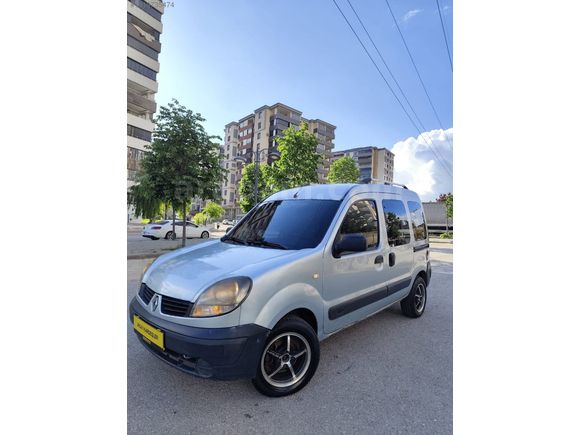 HATASIZ AYARINDA 2008 MODEL 1.5 DİZEL KANGOO MULTİX