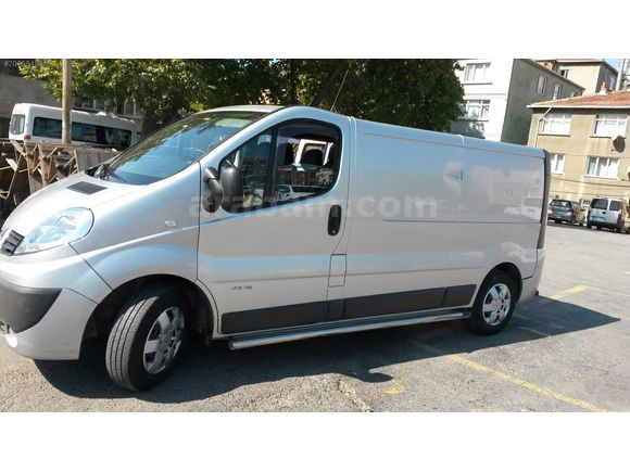 KİRALIK PANELVAN RENAULT TRAFIC ,NAKLIYENIZ YAPILIR