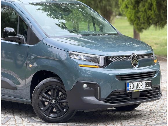 HATASIZ BOYASIZ 2024 BERLİNGO SHINE YENİ YÜZ 13.000 KM
